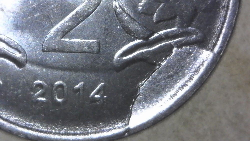 2014-India-2-Rupees-With-Cud,-Interior-Die-Break,-Small-Die-Chip-On-2,-And-Bi-Level-Die-Crack